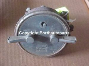 A 1922 Buick ignition light switch