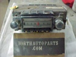 A 1968 Buick radio