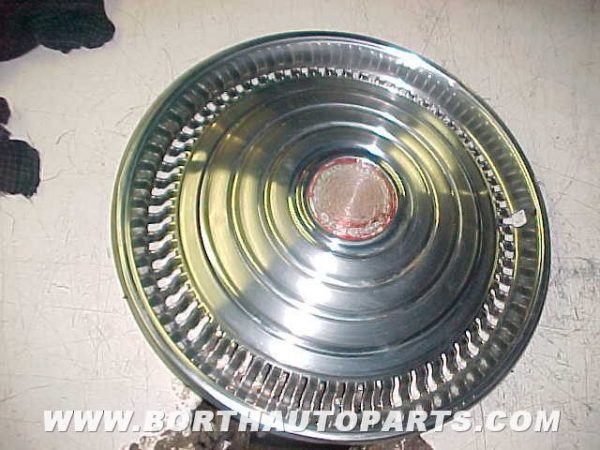 1970-72 Pontiac Grand Prix Gm Hub Cap (H5022)