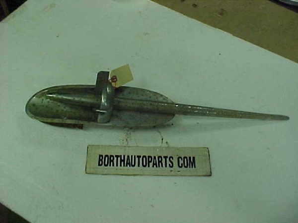 1953 Buick Super Roadmaster Hood Emblem No.1345991