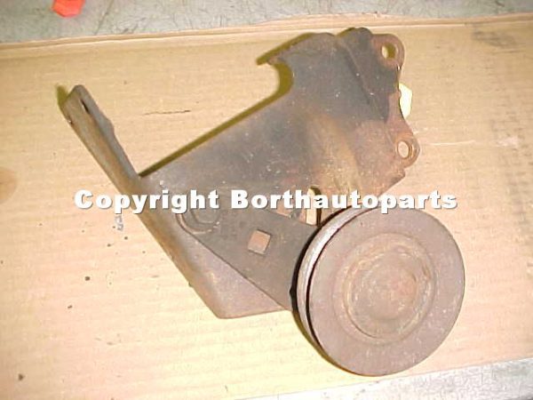 1977 Ford 351W Ac Compressor Bracket No.D7OH-2A964-44 Pulley