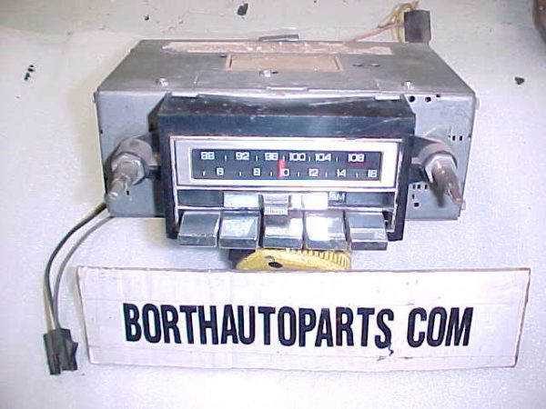 Chevy Gm Radio Am Fm Gm No.7074477 (NT)