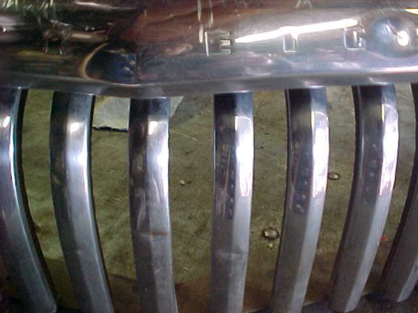 1948 Buick Grill Assembly No.1331852 - Image 5