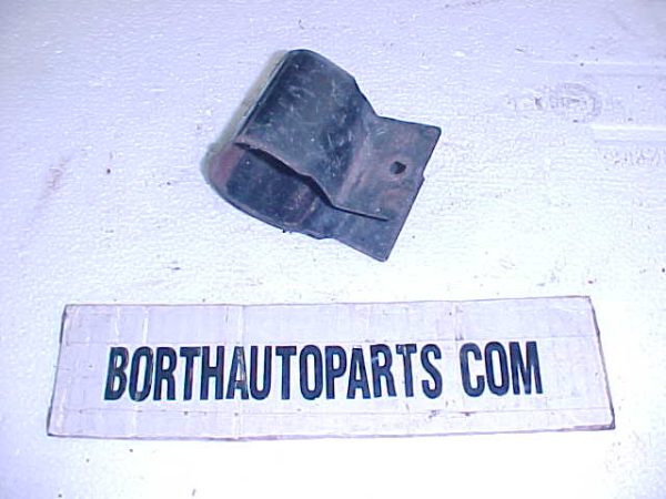 1968 Cadillac 472 Radiator Hose Bracket Upper