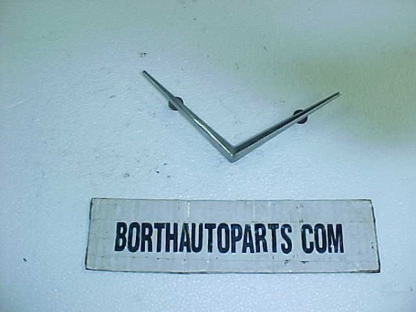 1968 Cadillac Coupe Trunk V Emblem Gm No.1487328