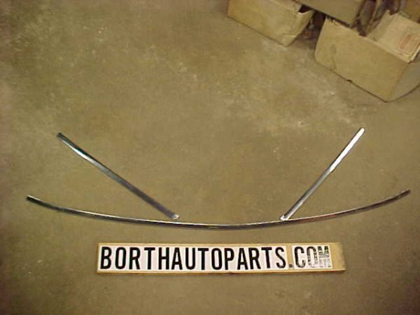 1968 Cadillac Coupe Deville Windshield Trim (MS)