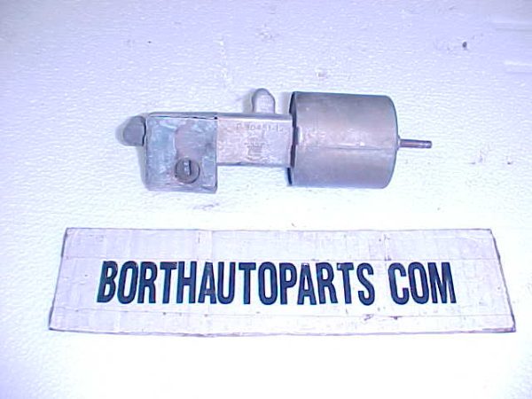 1968 Cadillac Vacuum Trunk Lock No.P-90451-12 Trico