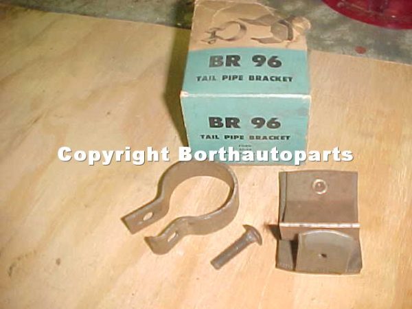 1957-58 Ford Tail Pipe Bracket B7A5260F