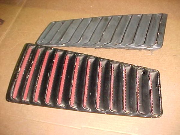 1967-68 Ford Mustang Fastback Vents No.C7ZB-63280B11