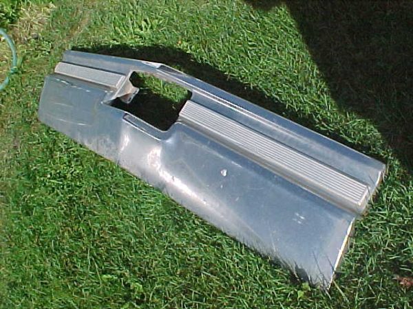 1968 Cadillac Rear Bumper Center