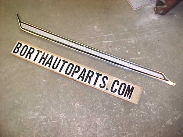 1969 Dodge Monico Quarter panel Trim (NOS) Alum