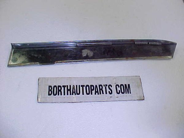 1965 Pontiac 2+2 Catalina Grand Prix Bonneville Fender Trim LH Drivers - Image 2