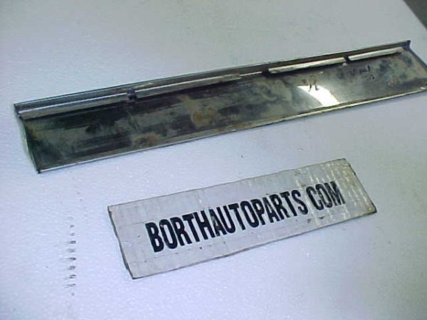 1965 Pontiac 2+2 Catalina Grand Prix Bonneville Trim LH Quarter Panel - Image 2