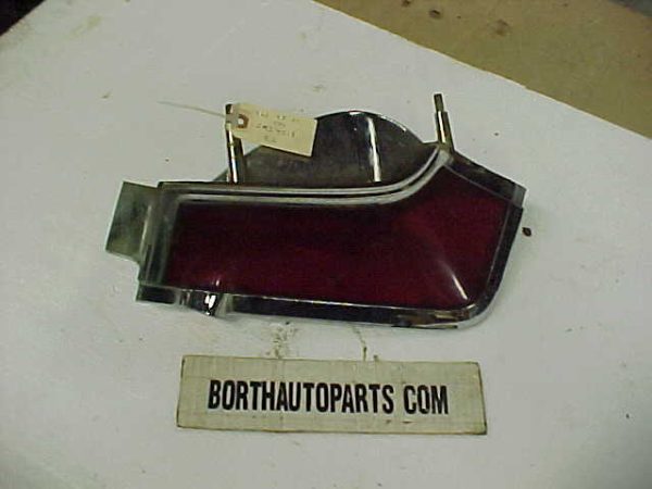 1963 Oldsmobile 98 Tail Light No.5954018 RH - Image 2