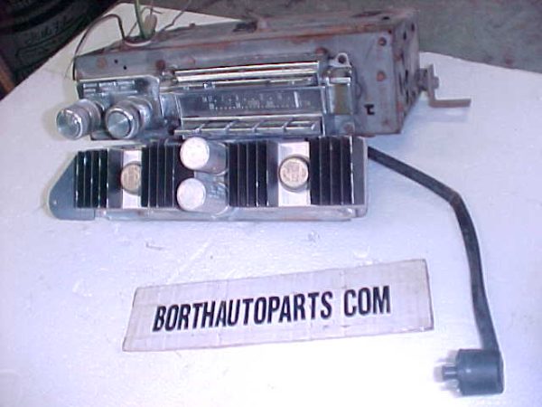 1968 Cadillac Am Fm Radio Model No.1298475 (NT)